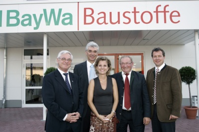 Klick für Originalgröße :004business.jpg